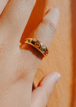 Load image into Gallery viewer, Majesty Vermeil Ring