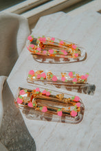 Load image into Gallery viewer, Strawberry Gold Resin Clips | Set of 2