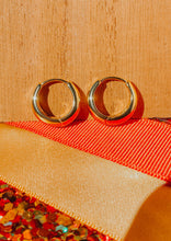 Load image into Gallery viewer, Haley Made Shop | Haleymadeshop | Golden Earrings | Every day Hoops Gold | Toronto small jewlery business | Small Business Canada