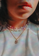 Load image into Gallery viewer, Glass Butterfly Pearl Necklace

