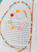 Load image into Gallery viewer, Rainbow n&#39; Pearls Necklace
