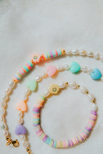 Load image into Gallery viewer, Spring Sun Smiley Bracelet

