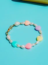 Load image into Gallery viewer, Lily Love Pearl Bracelet
