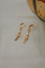 Load image into Gallery viewer, Skeleton Earrings
